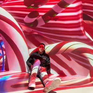 Meet your Posher, Jonathan